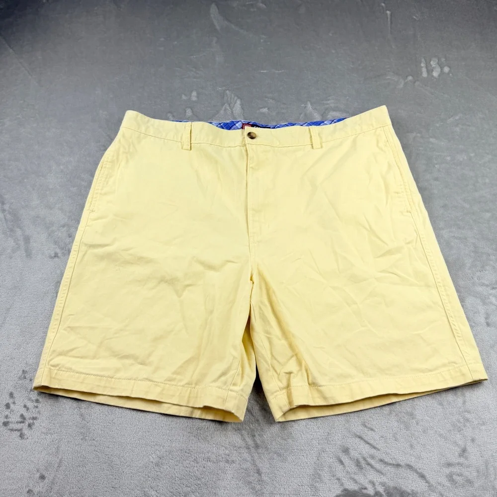 Chaps Men's Size 42 Flat Front Chino Shorts Yellow Cotton